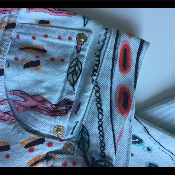 Hp 🎉🎉Mid Rise Boyfriend Jeans - Picture 6 of 9